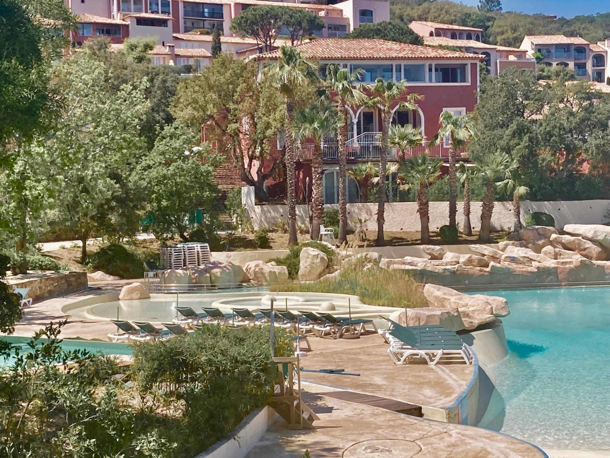 Les Restanques Vue Mer Roses 1070 Rez De Jardin Grimaud Extérieur photo